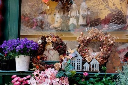 seasonal home decorating