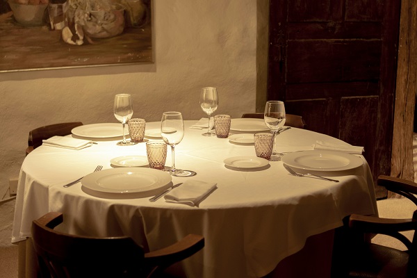 dining table styles