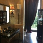 luxury bathroom